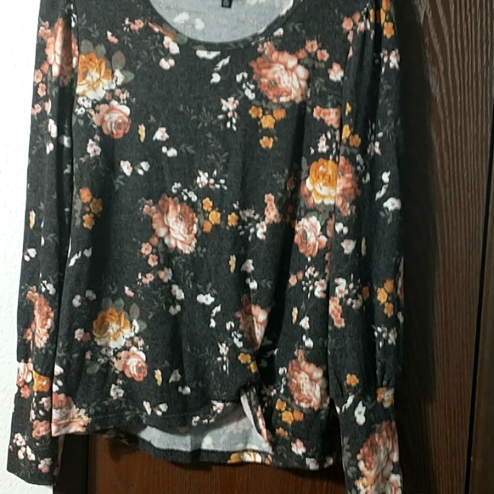 Women's shirt